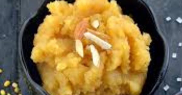 Moong Dal Halwa Recipe in Hindi